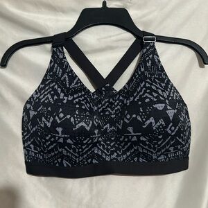 Victoria Secret light weight sports bra